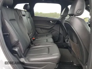 2017 Audi Q7 Prestige with VIN WA1VAAF76HD052020, listed as a Copart auction lot 51817455 with 117,602 mi miles and Clean Title. Bid and sale history available at carsss.com. Image 11.