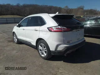 2020 Ford Edge SEL with VIN 2FMPK4J98LBA24655, listed as a IAAI auction lot 41821740 with 64,382 mi miles. Bid and sale history available at carsss.com. Image 3.