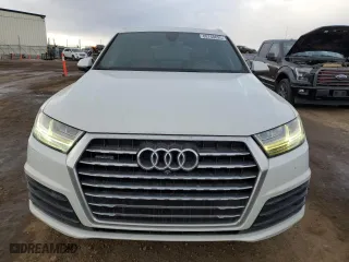 2017 Audi Q7 Prestige with VIN WA1WAAF70HD000614, listed as a Copart auction lot 88768895 with 132,708 mi miles and Salvage Title. Bid and sale history available at carsss.com. Image 5.