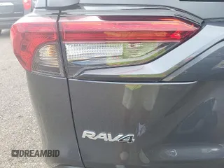 2022 Toyota RAV4 XLE with VIN 2T3P1RFV5NC282921, listed as a IAAI auction lot 42840420 with 43,470 mi miles and . Bid and sale history available at DreamBid. Image 17.