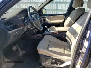 2012 BMW X5 35d z VIN 5UXZW0C54C0B88136, wystawiony jako Copart lot #55852155 z przebiegiem 196 125 mil mil oraz Nie do naprawy • Non repairable. Historia ofert i sprzedaży dostępna na DreamBid. Obrazek 7.