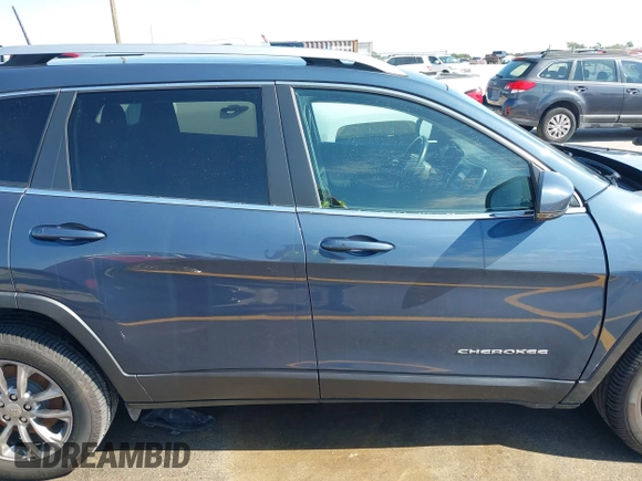 2019 Jeep Cherokee Latitude Plus with VIN 1C4PJLLX9KD469704, listed as a IAAI auction lot 42257879 with 90,917 mi miles and . Bid and sale history available at DreamBid. Image 13.