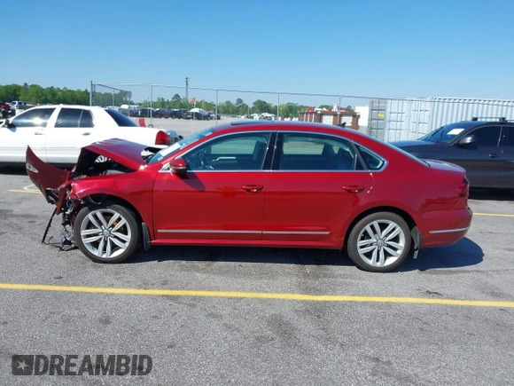 2017 Volkswagen Passat V6 SEL Premium with VIN 1VWCM7A33HC013786, listed as a IAAI auction lot 41981916 with 68,483 mi miles. Bid and sale history available at carsss.com. Image 14.
