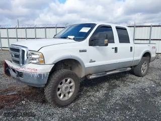 2007 Ford Super Duty F-250 XL with VIN 1FTSW21P17EB44474, listed as a IAAI auction lot 41040866 with 332,700 mi miles. Bid and sale history available at carsss.com. Image 2.