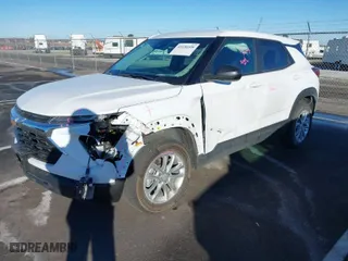 2025 Chevrolet TrailBlazer LS with VIN KL79MNSL7SB058420, listed as a IAAI auction lot 41636608 with 3,221 mi miles. Bid and sale history available at carsss.com. Image 2.