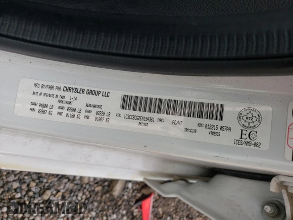 2014 Chrysler 200 Limited z VIN 1C3CCBCG2EN194361, wystawiony jako Copart lot #52613075 z przebiegiem 177 651 mil mil oraz Szkoda całkowita • Salvage title. Historia ofert i sprzedaży dostępna na DreamBid. Obrazek 12.