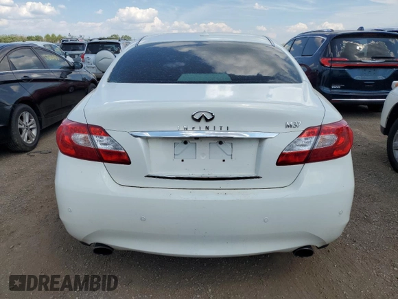 2013 Infiniti M with VIN JN1BY1AP8DM511833, listed as a Copart auction lot 63459025 with 152,722 mi miles and Clean title. Bid and sale history available at DreamBid. Image 6.
