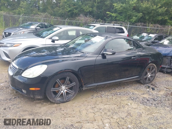 2004 Lexus SC 430 with VIN JTHFN48YX40055542, listed as a IAAI auction lot 41965650 with 204,228 mi miles and . Bid and sale history available at DreamBid. Image 2.