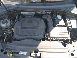2020 Volkswagen Tiguan SE z VIN 3VV3B7AX7LM035567, wystawiony jako IAAI lot #42316223 z przebiegiem 64 730 mil mil oraz . Historia ofert i sprzedaży dostępna na DreamBid. Obrazek 10.