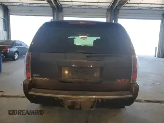 2010 GMC Yukon Denali z VIN 1GKUKEEFXAR179946, wystawiony jako Copart lot #57218255 z przebiegiem 155 971 mil mil oraz Czysty tytuł • Clean title. Historia ofert i sprzedaży dostępna na DreamBid. Obrazek 6.