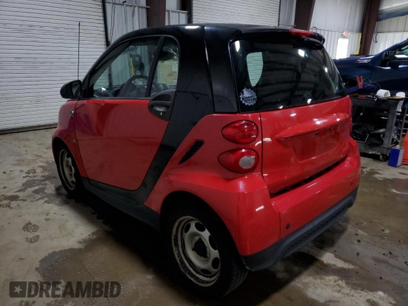 2015 Smart fortwo Passion with VIN WMEEJ3BA0FK797374, listed as a Copart auction lot 64472605 with 135,576 mi miles and Clean title. Bid and sale history available at DreamBid. Image 2.
