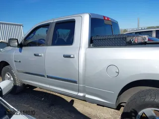 2009 Dodge Ram 1500 SLT with VIN 1D3HB18P49S802340, listed as a IAAI auction lot 41265910 with 202,510 mi miles. Bid and sale history available at carsss.com. Image 14.