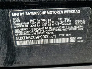2023 BMW X5 xDrive45e z VIN 5UXTA6C09P9R00571, wystawiony jako Copart lot #61052995 z przebiegiem 9 702 mil mil oraz Szkoda całkowita • Salvage title. Historia ofert i sprzedaży dostępna na DreamBid. Obrazek 13.