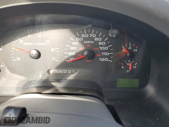 2004 Ford F-150 XL with VIN 1FTRF12W14NA92306, listed as a Copart auction lot 89319555 with 1,178,725 mi miles and Clean Title. Bid and sale history available at carsss.com. Image 9.