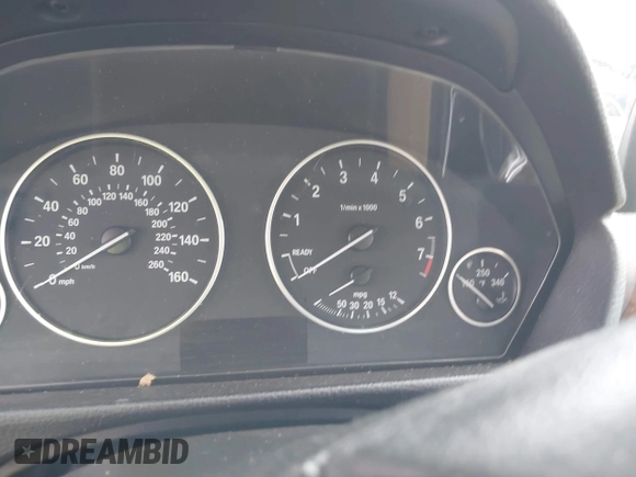 2017 BMW 3 Series 320i z VIN WBA8E1G3XHNU15607, wystawiony jako IAAI lot #42117103 z przebiegiem Nie podano mil oraz . Historia ofert i sprzedaży dostępna na DreamBid. Obrazek 14.