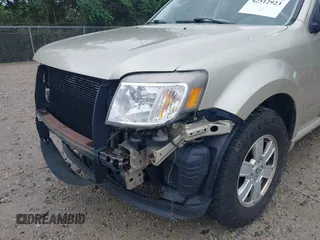 2010 Mercury Mariner with VIN 4M2CN8B73AKJ05123, listed as a IAAI auction lot 42512923 with 240,736 mi miles and . Bid and sale history available at DreamBid. Image 18.
