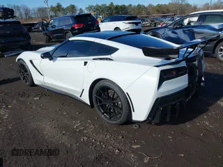 2016 Chevrolet Corvette Z51 2LT with VIN 1G1YK2D74G5105940, listed as a IAAI auction lot 40958524 with 41,215 mi miles and . Bid and sale history available at DreamBid. Image 3.