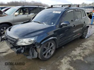 2015 Volkswagen Tiguan S z VIN WVGBV7AX8FW083998, wystawiony jako Copart lot #88079065 z przebiegiem 111 150 mil mil oraz Szkoda całkowita • Salvage title. Historia ofert i sprzedaży dostępna na DreamBid. Obrazek 1.