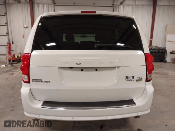 2016 Dodge Grand Caravan R/T with VIN 2C4RDGEG7GR339431, listed as a IAAI auction lot 41988188 with 89,091 mi miles and . Bid and sale history available at DreamBid. Image 17.