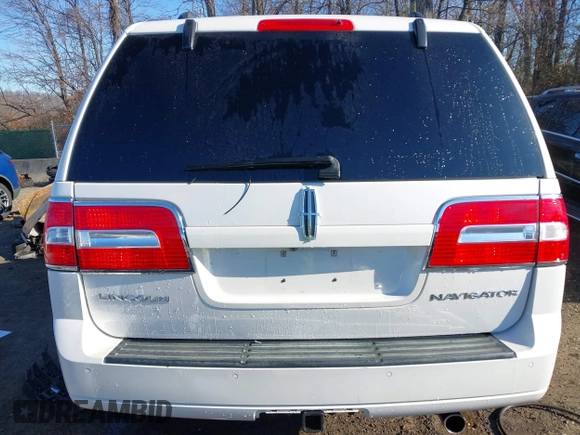 2013 Lincoln Navigator z VIN 5LMJJ2H57DEL08622, wystawiony jako IAAI lot #41759357 z przebiegiem 157 131 mil mil oraz . Historia ofert i sprzedaży dostępna na DreamBid. Obrazek 16.