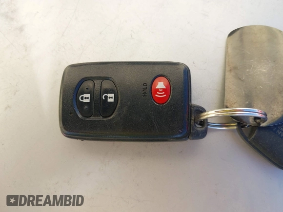 2010 Toyota RAV4 Limited с VIN JTMYK4DV1A5026573, выставлен на аукционе IAAI как лот 41296523 с пробегом 200 265 миль миль и . История ставок и продаж доступна на DreamBid. Изображение 11.