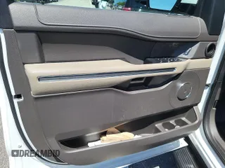 2021 Ford Expedition XLT с VIN 1FMJU1JT2MEA63404, выставлен на аукционе IAAI как лот 42631099 с пробегом 98 150 миль миль и . История ставок и продаж доступна на DreamBid. Изображение 21.