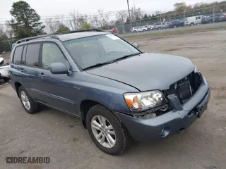 2006 Toyota Highlander Hybrid with VIN JTEEW21A260021072, listed as a IAAI auction lot 41903150 with NaN miles. Bid and sale history available at carsss.com. Image 1.