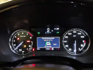 2020 Cadillac XT5 Premium Luxury AWD with VIN 1GYKNDRS9LZ197122, listed as a IAAI auction lot 41743191 with 93,868 mi miles. Bid and sale history available at carsss.com. Image 7.