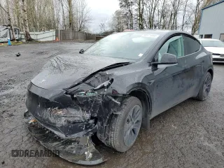 2024 Tesla Model Y Long Range with VIN 7SAYGDEE2RF131085, listed as a Copart auction lot 50171055 with Not Provided miles and Salvage Title. Bid and sale history available at DreamBid. Image 1.