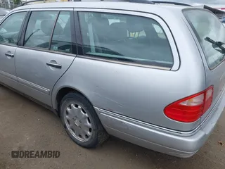 1999 Mercedes-Benz E-Class with VIN WDBJH65F5XA721205, listed as a IAAI auction lot 42068204 with 183,421 mi miles. Bid and sale history available at carsss.com. Image 6.
