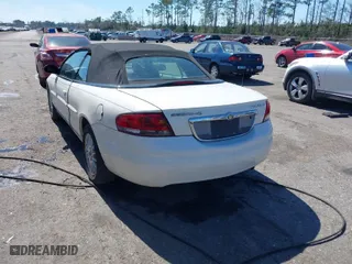 2006 Chrysler Sebring Conv Touring with VIN 1C3EL55R86N135731, listed as a IAAI auction lot 41693953 with 170,628 mi miles. Bid and sale history available at carsss.com. Image 3.