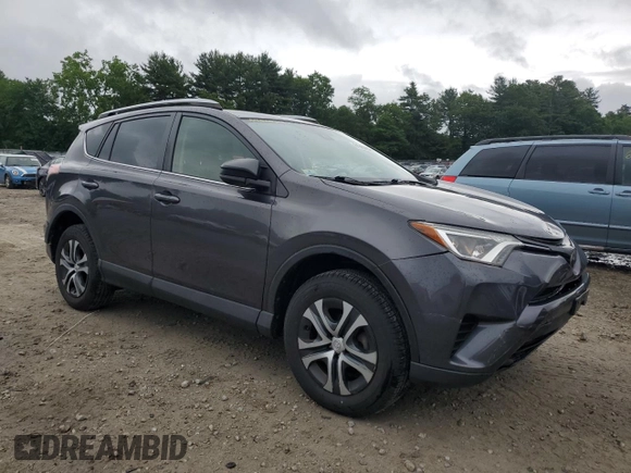 2017 Toyota RAV4 LE z VIN JTMBFREV8HJ138052, wystawiony jako Copart lot #61393655 z przebiegiem 49 785 mil mil oraz Szkoda całkowita • Salvage title. Historia ofert i sprzedaży dostępna na DreamBid. Obrazek 4.