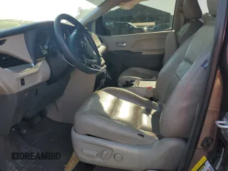 2018 Toyota Sienna LE Auto Access Seat with VIN 5TDKZ3DC6JS933890, listed as a Copart auction lot 52326665 with 168,679 mi miles and Salvage Title. Bid and sale history available at carsss.com. Image 7.