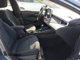 2020 Toyota Corolla LE with VIN JTDEPRAE1LJ070511, listed as a IAAI auction lot 42146468 with 60,884 mi miles and . Bid and sale history available at DreamBid. Image 5.