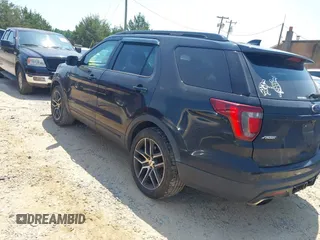2016 Ford Explorer Sport с VIN 1FM5K8GT2GGA60437, выставлен на аукционе IAAI как лот 42605244 с пробегом 219 099 миль миль и . История ставок и продаж доступна на DreamBid. Изображение 3.
