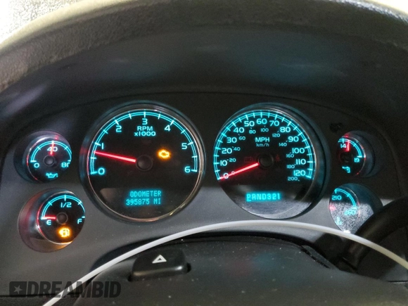 2008 GMC Yukon XL SLE w/3SA with VIN 1GKFC16068R147935, listed as a Copart auction lot 73584174 with 395,875 mi miles and Salvage Title. Bid and sale history available at carsss.com. Image 9.
