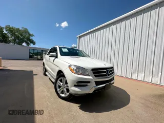 2013 Mercedes-Benz M 350 z VIN 4JGDA5JB2DA203916, wystawiony jako Copart lot #61695655 z przebiegiem 83 073 mil mil oraz Czysty tytuł • Clean title. Historia ofert i sprzedaży dostępna na DreamBid. Obrazek 1.