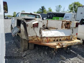1991 Ford F-350 with VIN 1FDKF37HXMNA60280, listed as a Copart auction lot 56526745 with 53,953 mi miles and Salvage title. Bid and sale history available at DreamBid. Image 2.