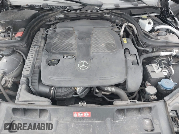 2013 Mercedes-Benz C 300 Sport z VIN WDDGF8AB0DR263382, wystawiony jako IAAI lot #42601043 z przebiegiem 106 154 mil mil oraz . Historia ofert i sprzedaży dostępna na DreamBid. Obrazek 10.