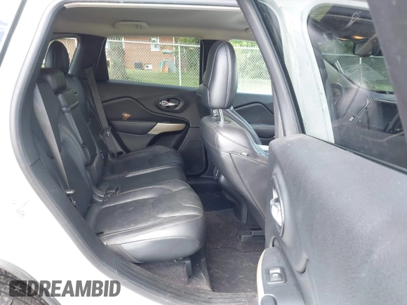 2017 Jeep Cherokee High Altitude with VIN 1C4PJMDS5HW567912, listed as a IAAI auction lot 42212145 with 136,130 mi miles and . Bid and sale history available at DreamBid. Image 8.