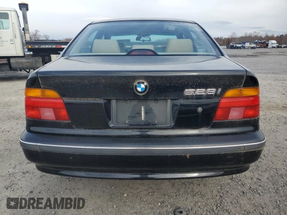 1999 BMW 5 Series 528iA with VIN WBADM6345XGU01081, listed as a Copart auction lot 82130524 with 227,118 mi miles and Clean Title. Bid and sale history available at carsss.com. Image 6.