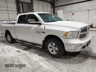 2015 Ram 1500 Big Horn z VIN 1C6RR7TM8FS610852, wystawiony jako IAAI lot #41498475 z przebiegiem 223 044 mil mil oraz . Historia ofert i sprzedaży dostępna na DreamBid. Obrazek 1.