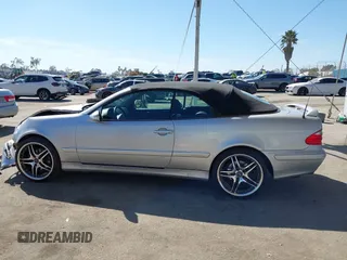 2000 Mercedes-Benz CLK with VIN WDBLK65G7YT051620, listed as a IAAI auction lot 41870818 with 141,676 mi miles. Bid and sale history available at carsss.com. Image 14.