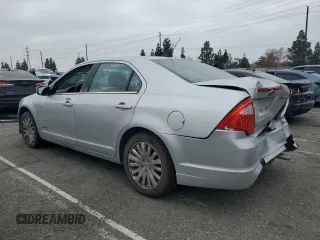2010 Ford Fusion Hybrid z VIN 3FADP0L35AR110293, wystawiony jako Copart lot #43419065 z przebiegiem 163 946 mil mil oraz Szkoda całkowita • Salvage title. Historia ofert i sprzedaży dostępna na DreamBid. Obrazek 2.