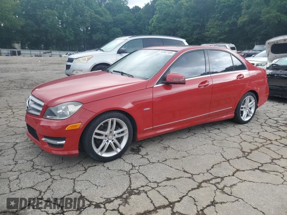 2012 Mercedes-Benz C 250 Sport z VIN WDDGF4HB7CR220929, wystawiony jako Copart lot #58982105 z przebiegiem 72 639 mil mil oraz Czysty tytuł • Clean title. Historia ofert i sprzedaży dostępna na DreamBid. Obrazek 1.