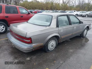 1995 Buick Century Special SJ with VIN 1G4AG55M7S6480106, listed as a IAAI auction lot 40839993 with 174,479 mi miles. Bid and sale history available at carsss.com. Image 4.