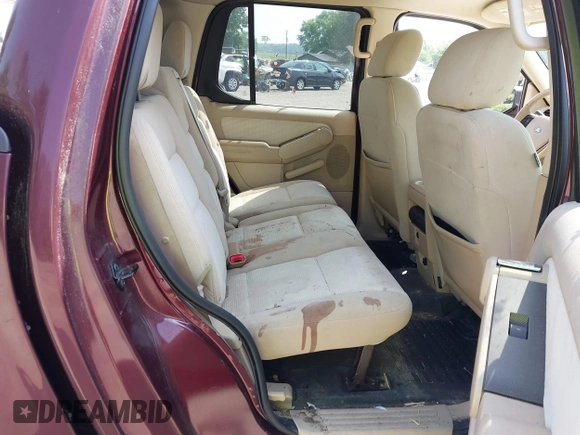 2007 Ford Explorer Sport Trac Limited with VIN 1FMEU33807UA13553, listed as a IAAI auction lot 42737889 with 106,430 mi miles and . Bid and sale history available at DreamBid. Image 8.