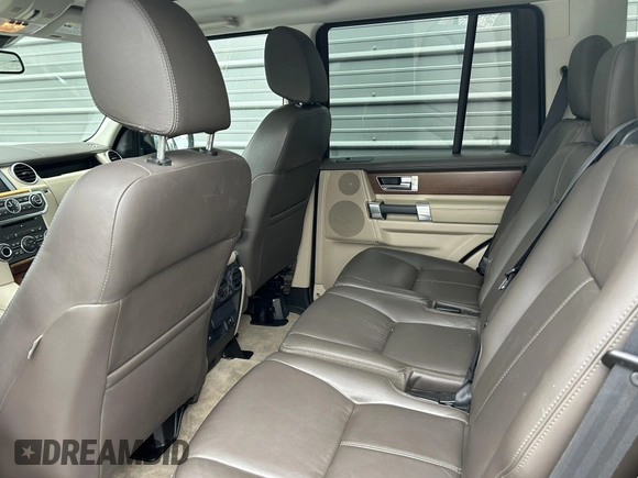 2016 Land Rover LR4 HSE Lux with VIN SALAK2V65GA806906, listed as a IAAI auction lot 42730263 with 145,149 mi miles and . Bid and sale history available at DreamBid. Image 8.