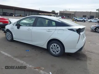 2018 Toyota Prius Two with VIN JTDKBRFU6J3059961, listed as a IAAI auction lot 41560764 with 29,188 mi miles. Bid and sale history available at carsss.com. Image 3.