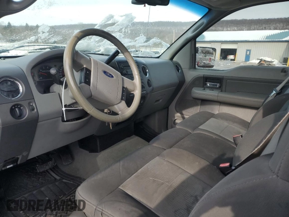 2007 Ford F-150 STX with VIN 1FTRX14W17KC27901, listed as a Copart auction lot 41805825 with 266,784 mi miles and Clean Title. Bid and sale history available at carsss.com. Image 8.